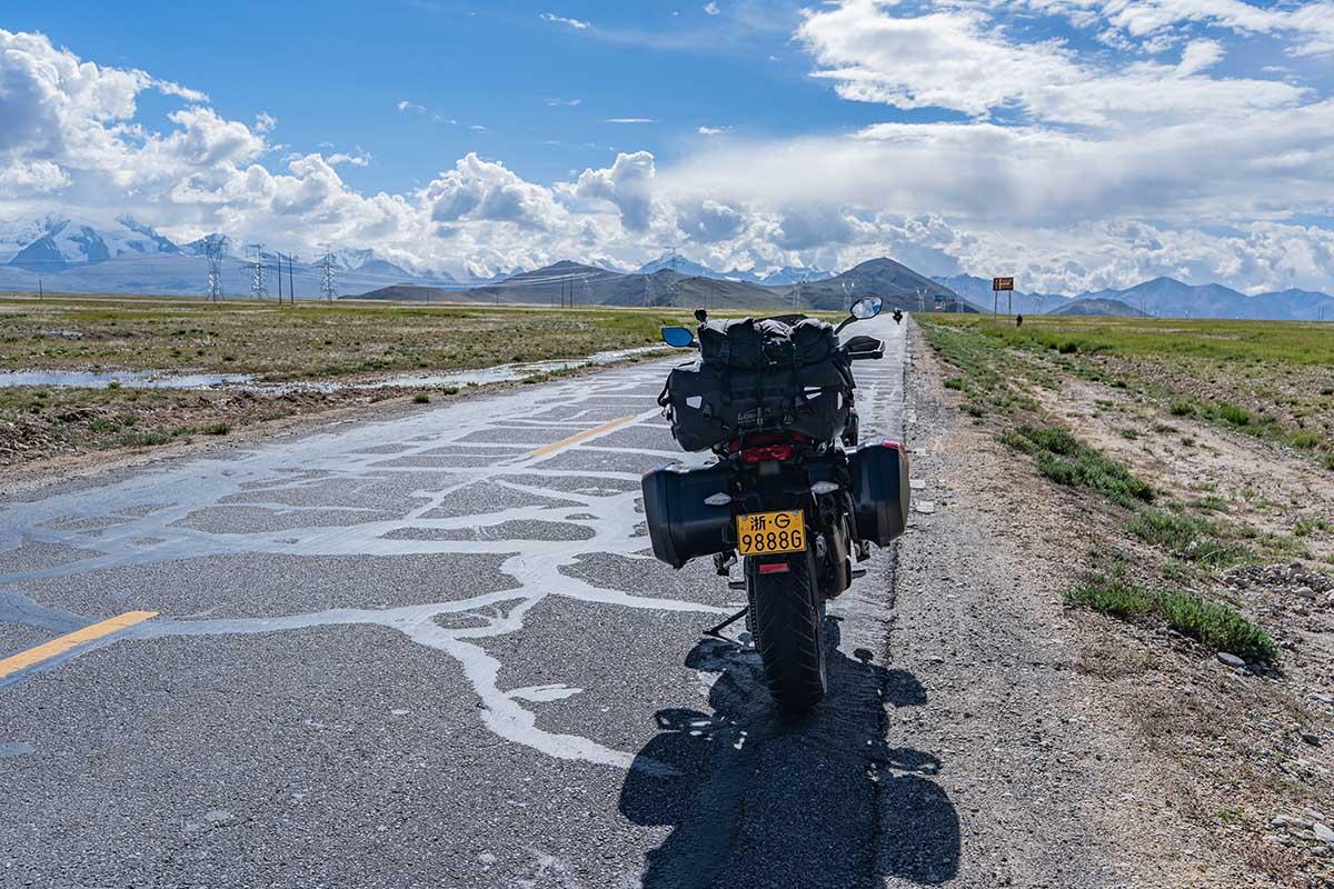 De la Amazonía a Asia Central: seis aventuras sobre la Ducati Multistrada V4