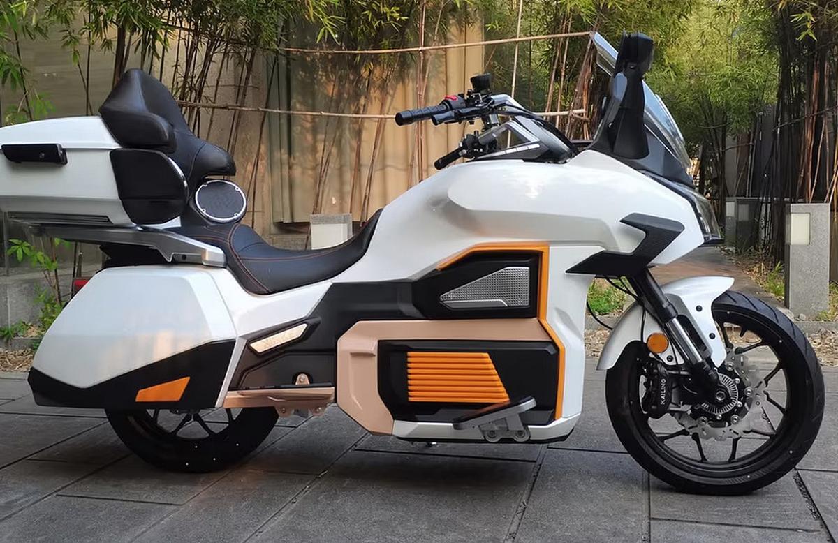 Siekon Electric Cruise: Gold Wing china ¡eléctrica!