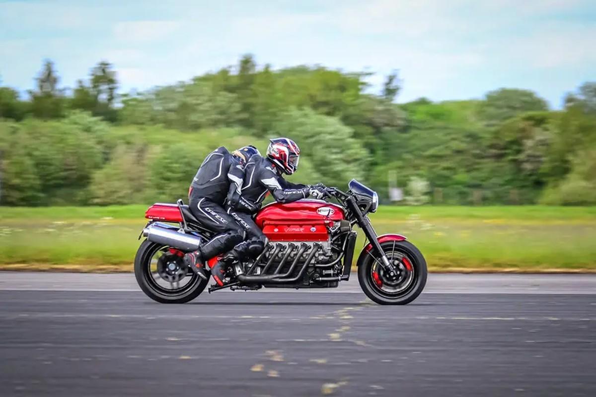 A 300 km/h con pasajero: nuevo récord Guinness