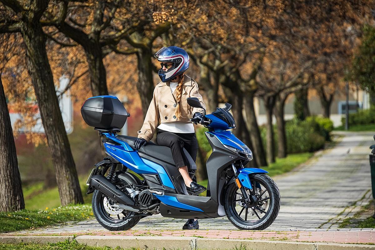 KYMCO Agility S 125: nuevo scooter rueda alta ¡por 2450 euros!