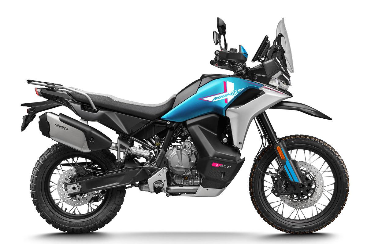 Trail CFMoto 800MT-X: ¡ahora por 2000 euros menos!