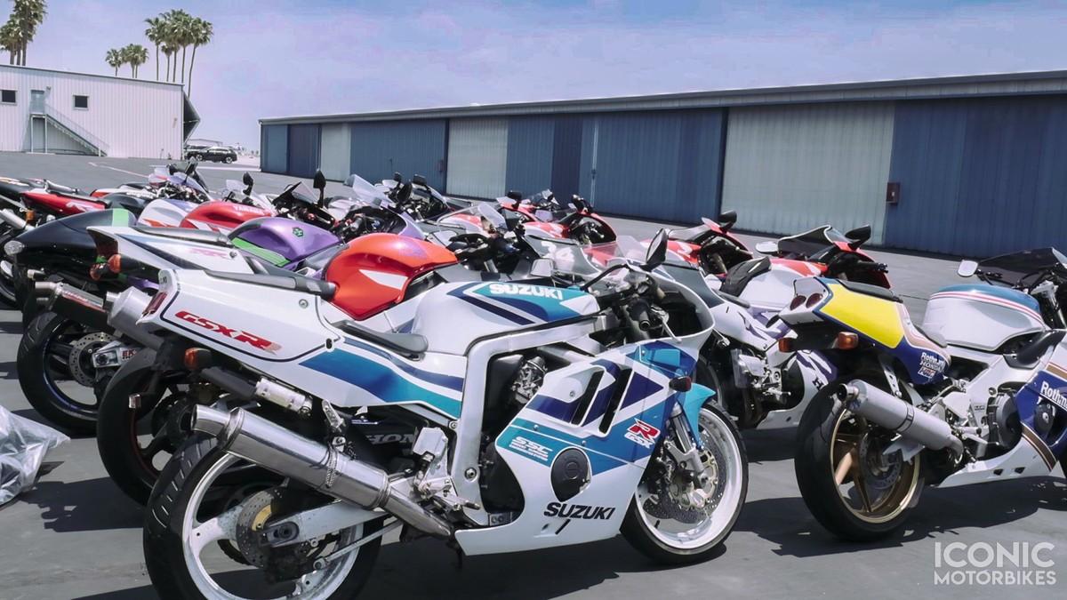 Tesoros de ensueño: un contenedor con 39 motos icónicas