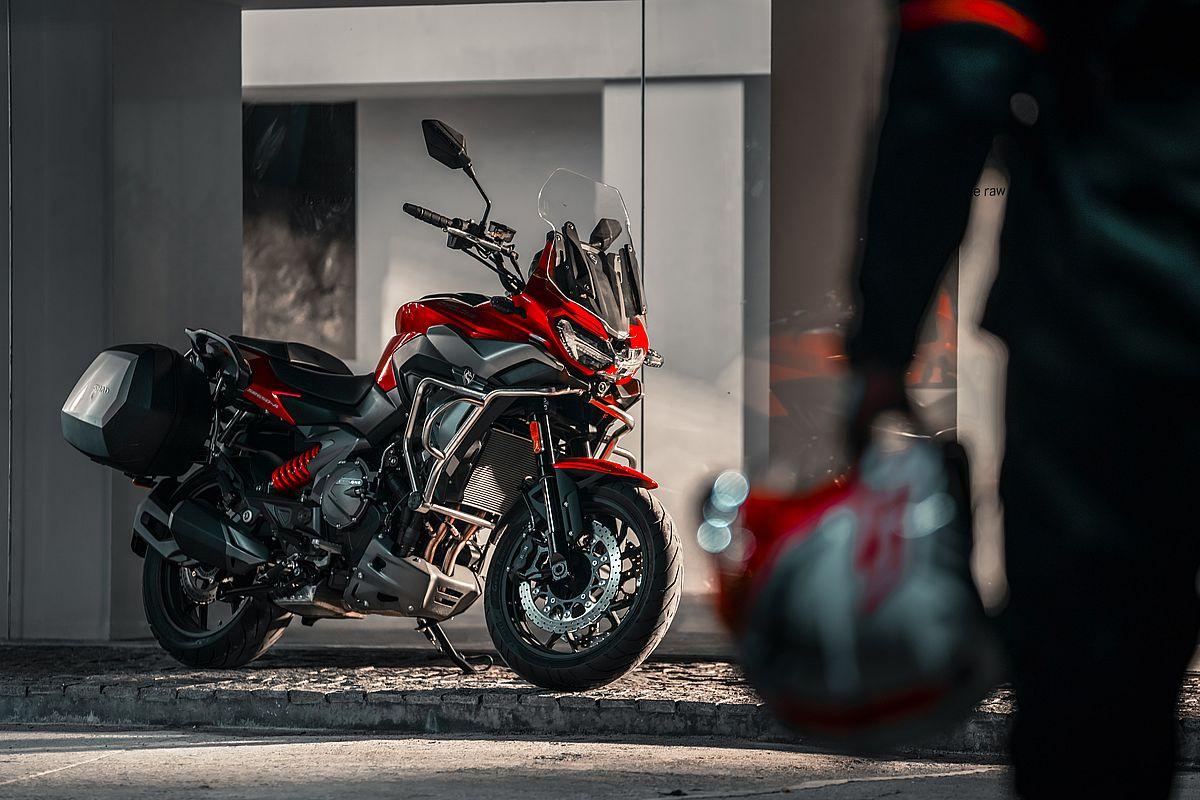 Cyclone 2024: nuevas trail y neo-retro para el A2