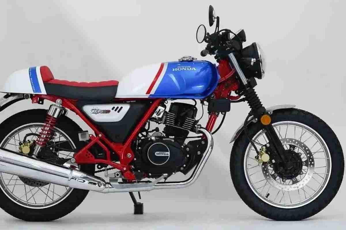 Honda CGX 150: café racer retro por 1300 euros