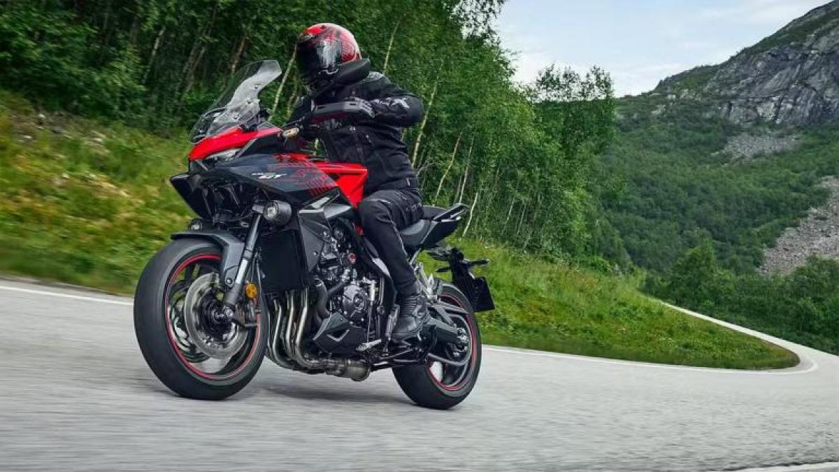 Honda CB1000GT y CB1000F 2026: ¡se retrasan al verano!