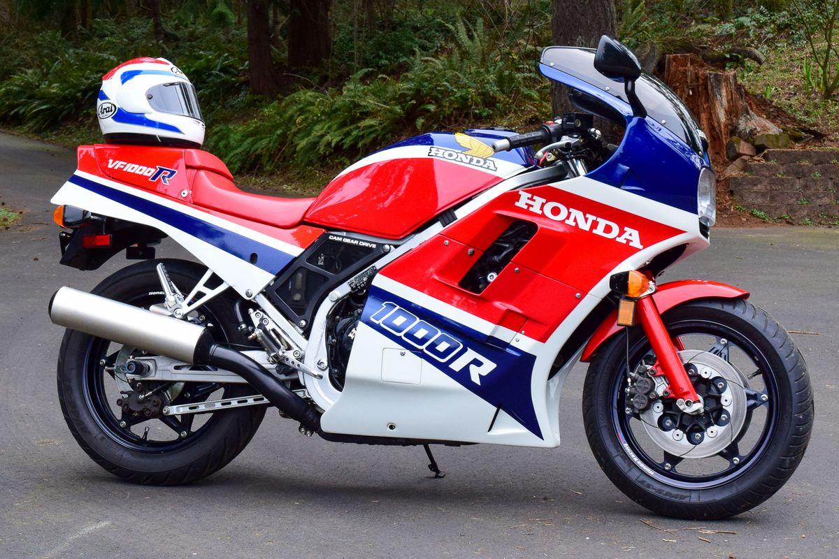 Moto de ensueño: Honda VF1000R de 1986, ¡la más rápida!
