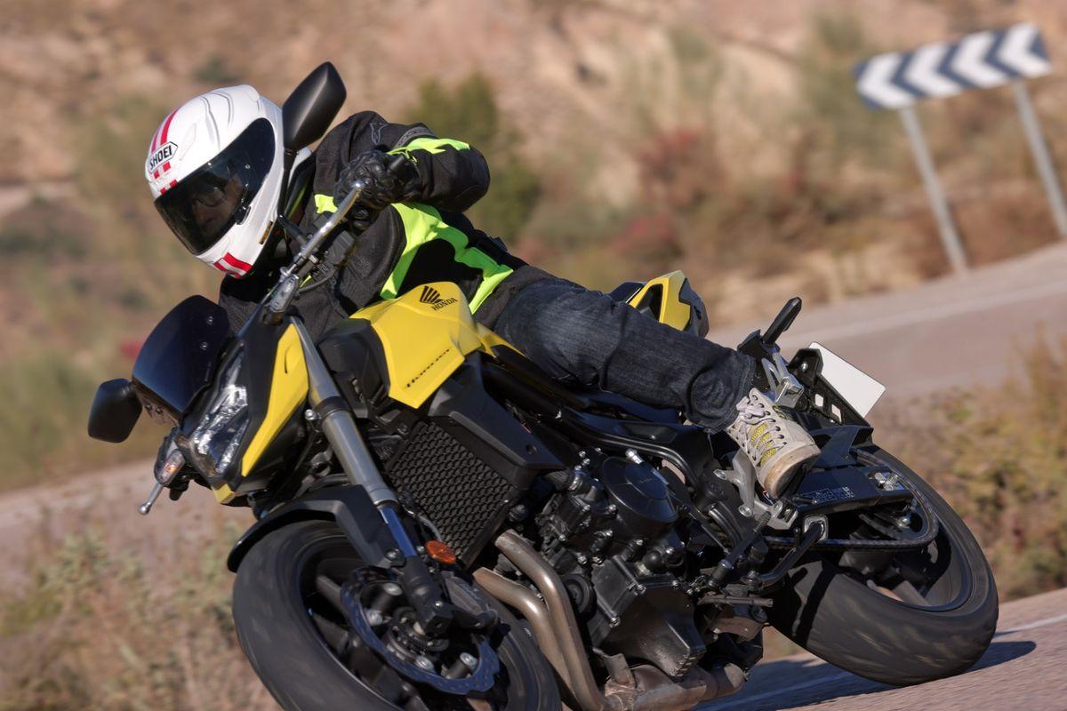 Probamos la Honda CB750 Hornet: ¿la nueva reina?