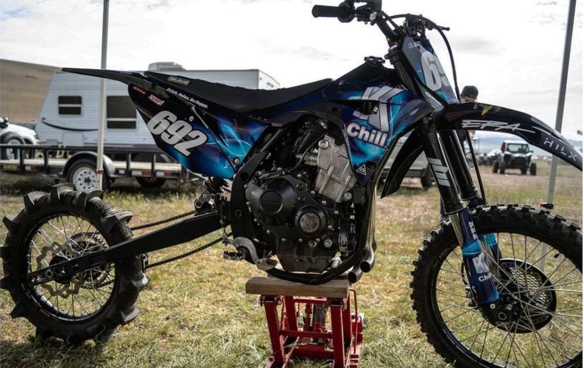 Honda CRF ¡con motor de CBR1000 y más de 170 CV!