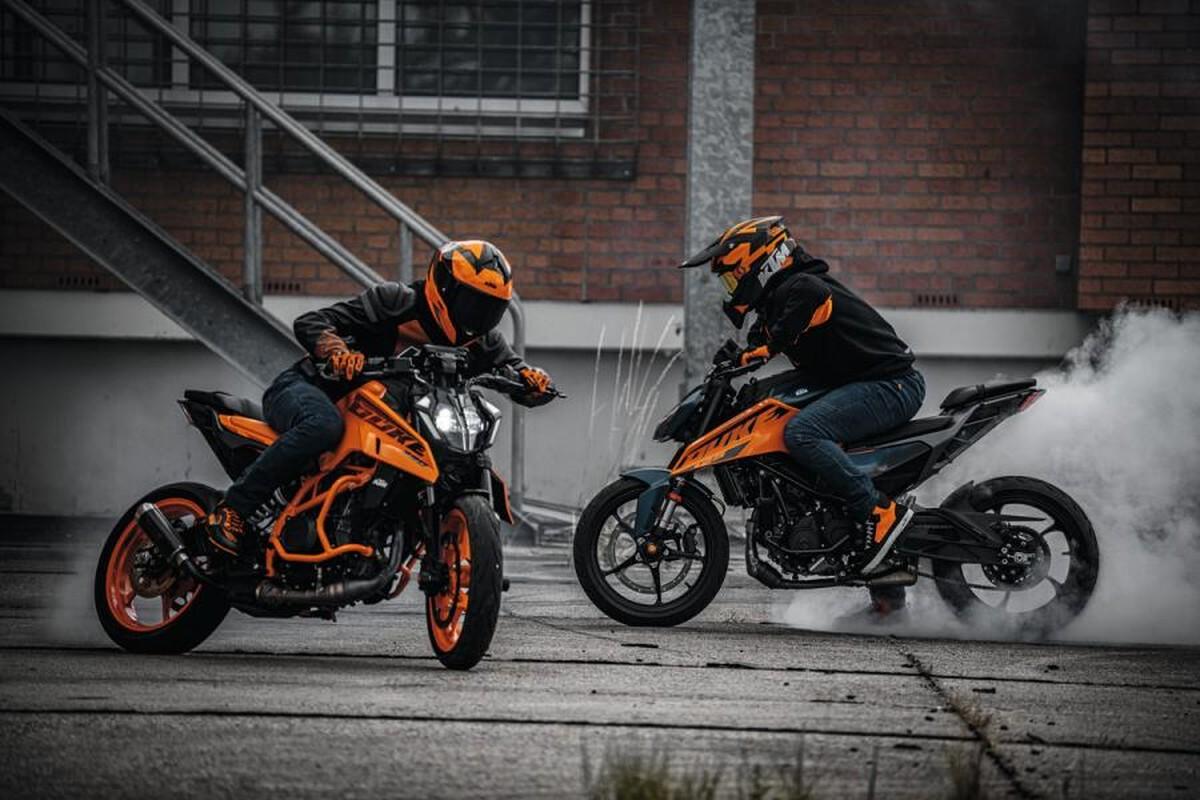 Nuevas KTM 125 y 390 Duke: más potencia y mejor electrónica