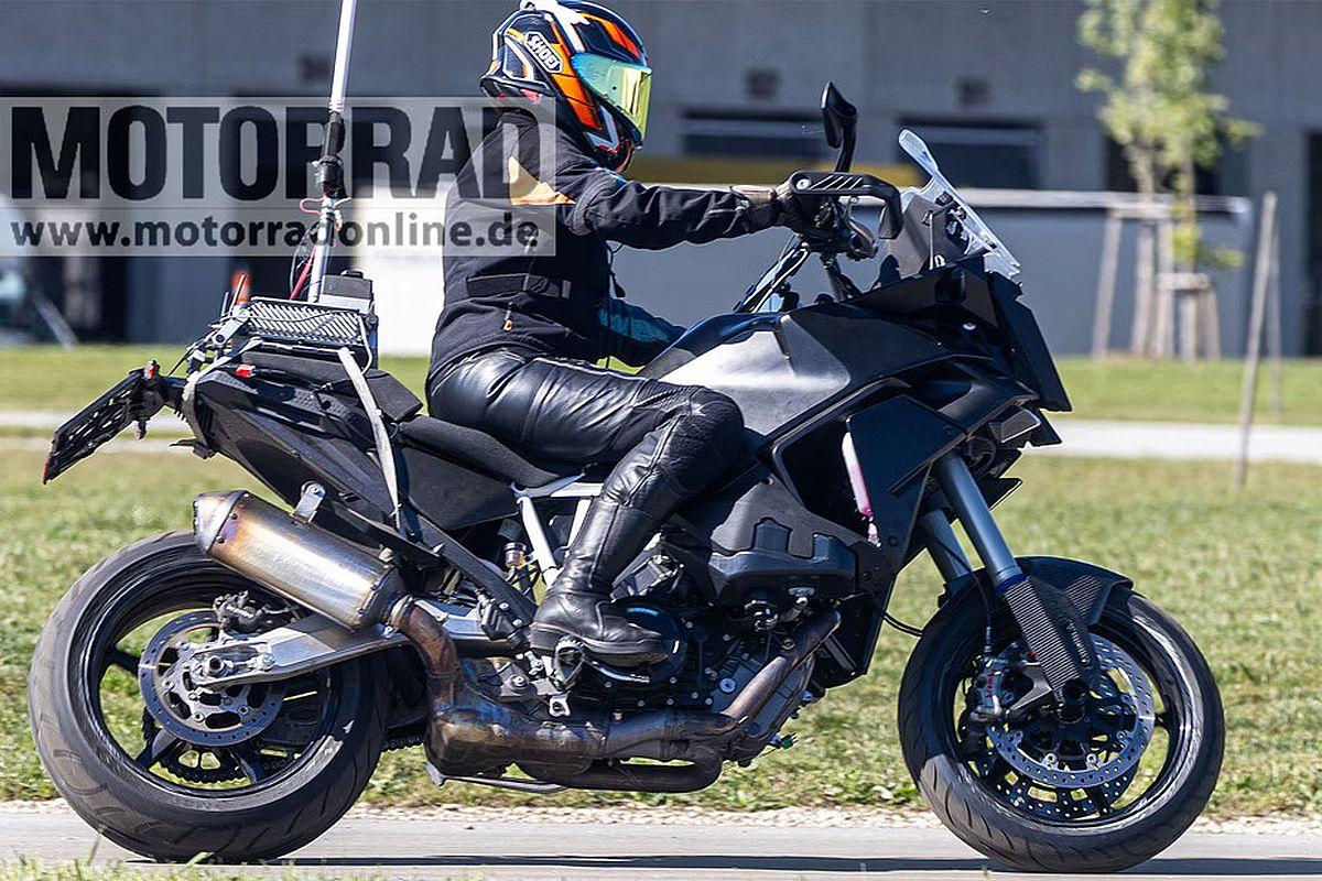 KTM 1390 SMT: ¿crossover de 190 CV para 2024?