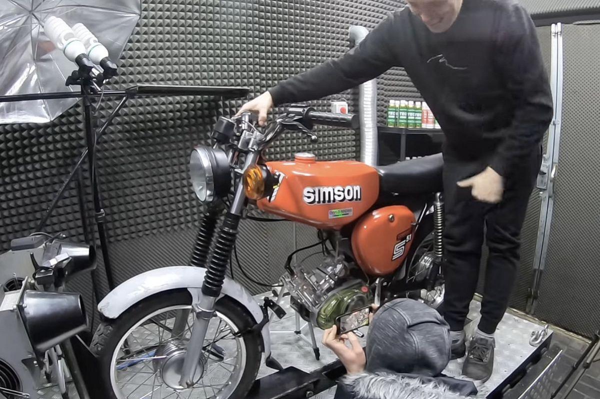 Motor de 2T transparente: ver para creer