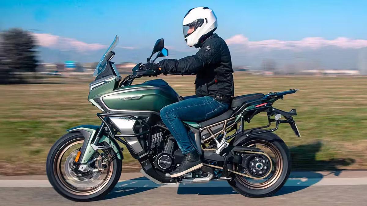 Phelon & Moore Capetown 7: herencia británica y tecnología asiática