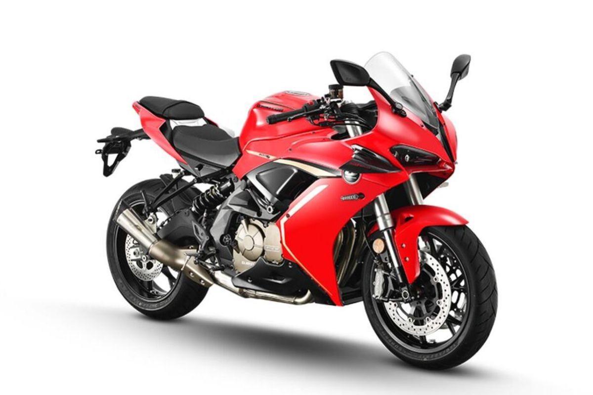 QJ Motor SRK 600 RR: hi-sport 4 cilindros ¡con ABS en curva!