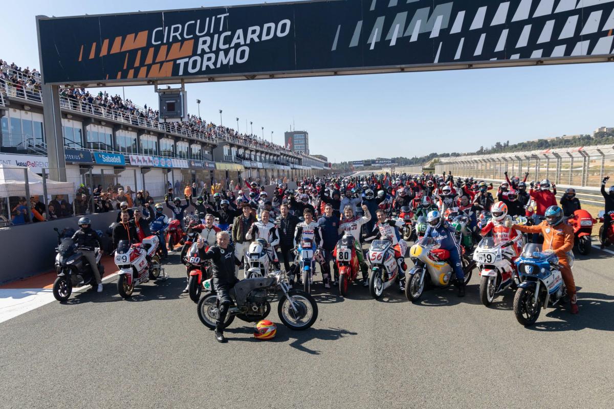 Jaime Alguersuari y los pilotos de leyenda llenan el Circuit