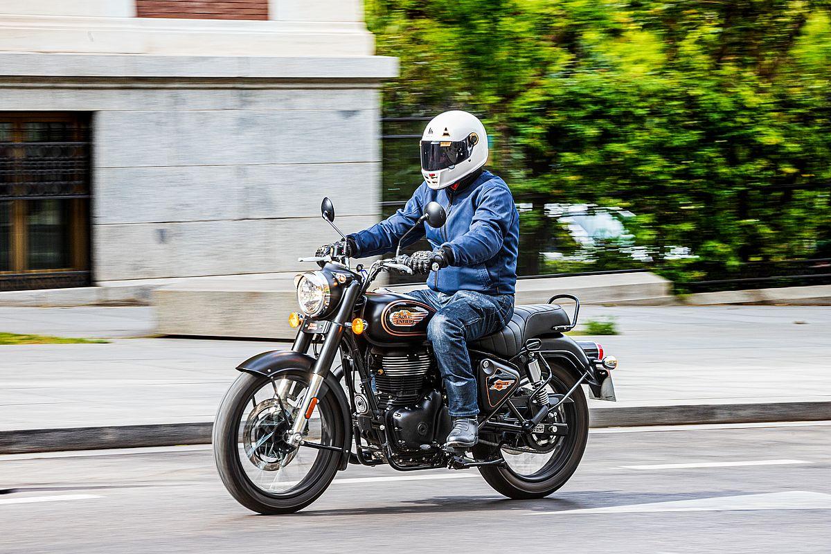 Prueba Royal Enfield Bullet 350: un siglo de historia y muy al día