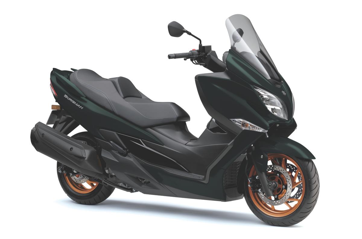 Suzuki Burgman 400 2026: llega por 7949 euros con 8 años de garantía