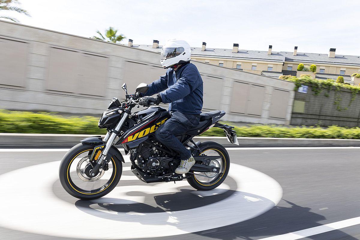 Prueba Voge 125R: la espada sin carnet