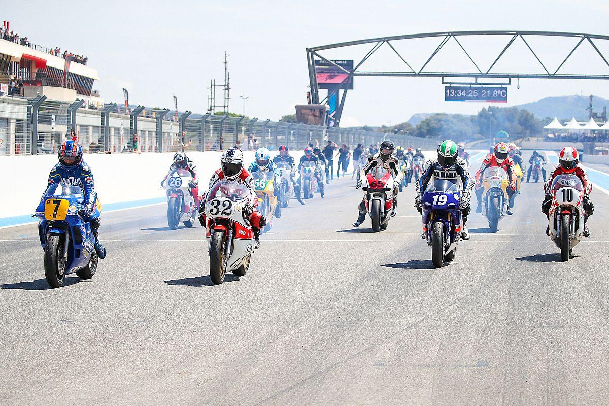 Yamaha Racing Heritage Club 2024: rueda con Rossi y Agostini