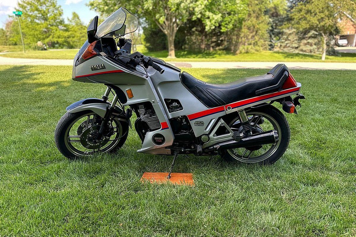 Moto de ensueño: Yamaha XJ650 Seca Turbo, halcón callejero