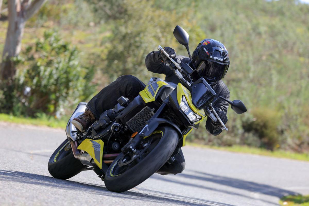 ¿Cómo hacer el rodaje de tu moto? Separando mitos de realidad