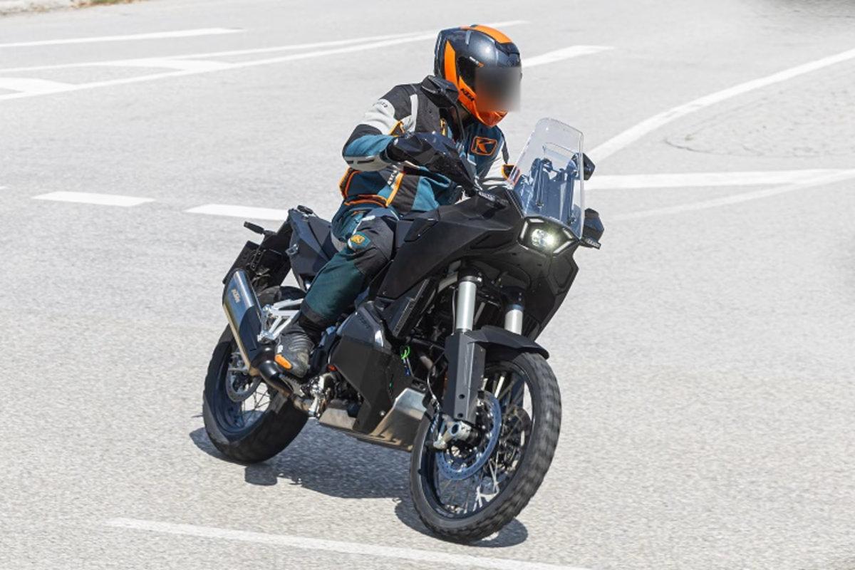 Así será la nueva KTM 990 Adventure: trail viajera con 123 CV