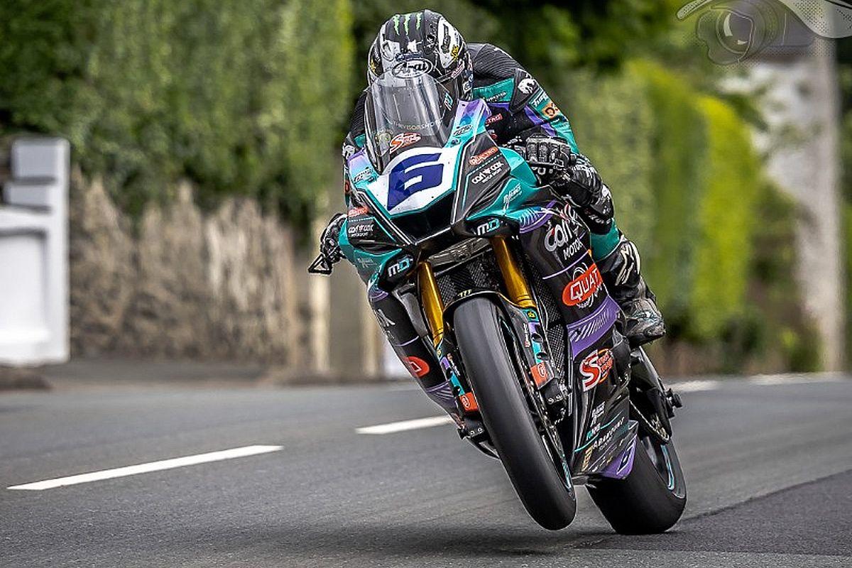Michael Dunlop hace historia en el TT de la Isla de Man
