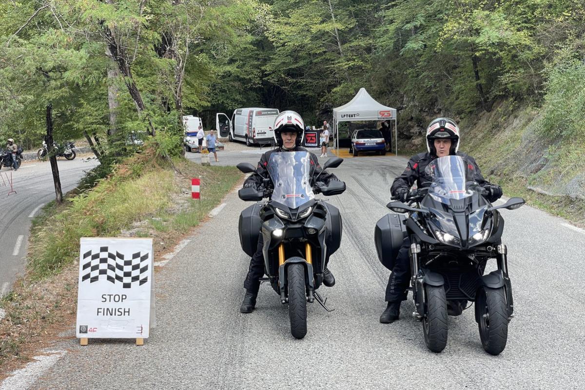 Yamaha Tracer 9 GT y Niken: ¡Un Rally de Montecarlo en moto!