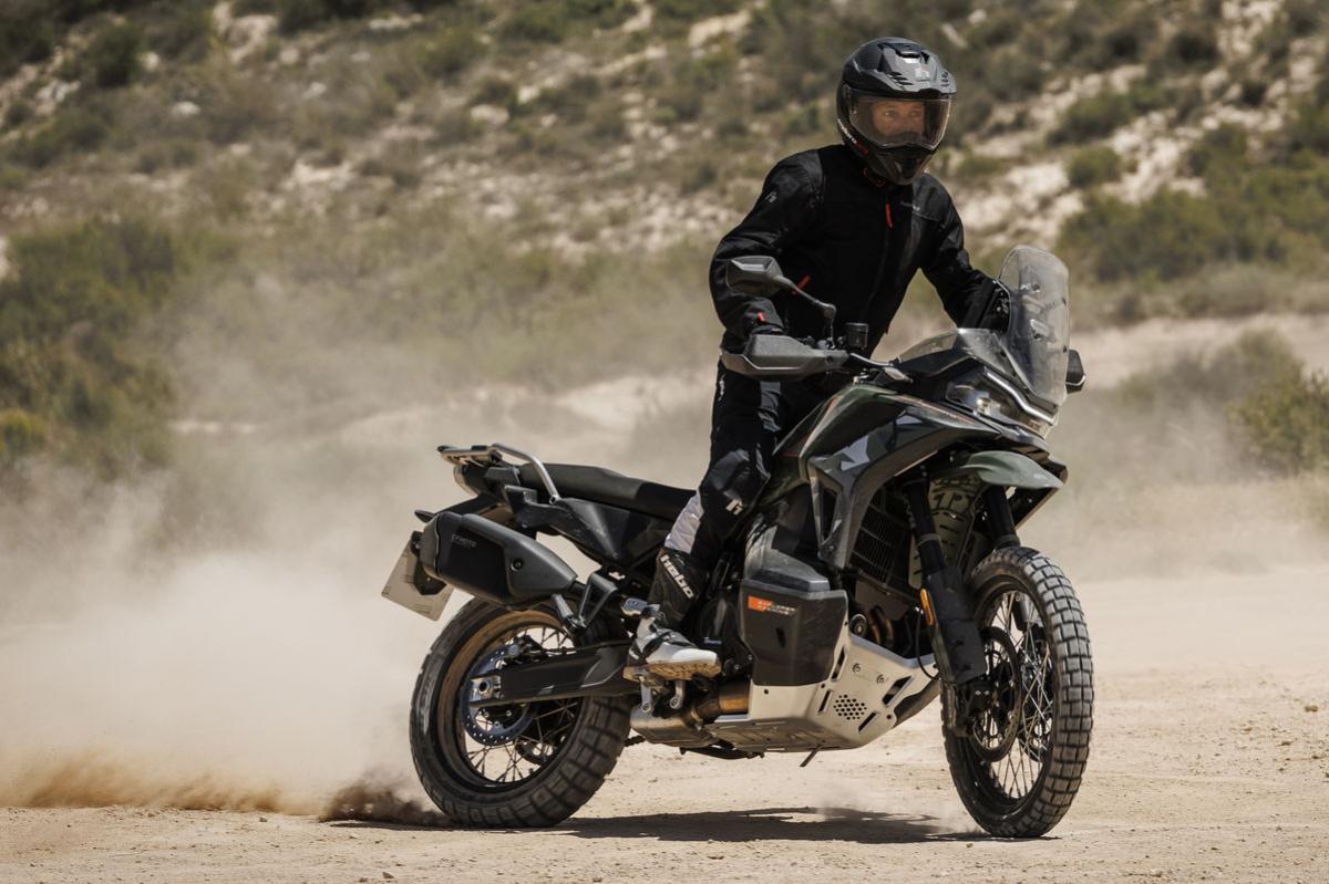 Prueba CFMOTO 1000MT-X: trail de 113 CV difícil de igualar por 9990 euros