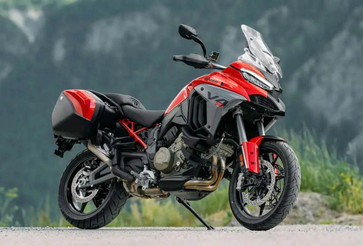 Ducati Multistrada V4 2025: pequeños cambios y puesta al día