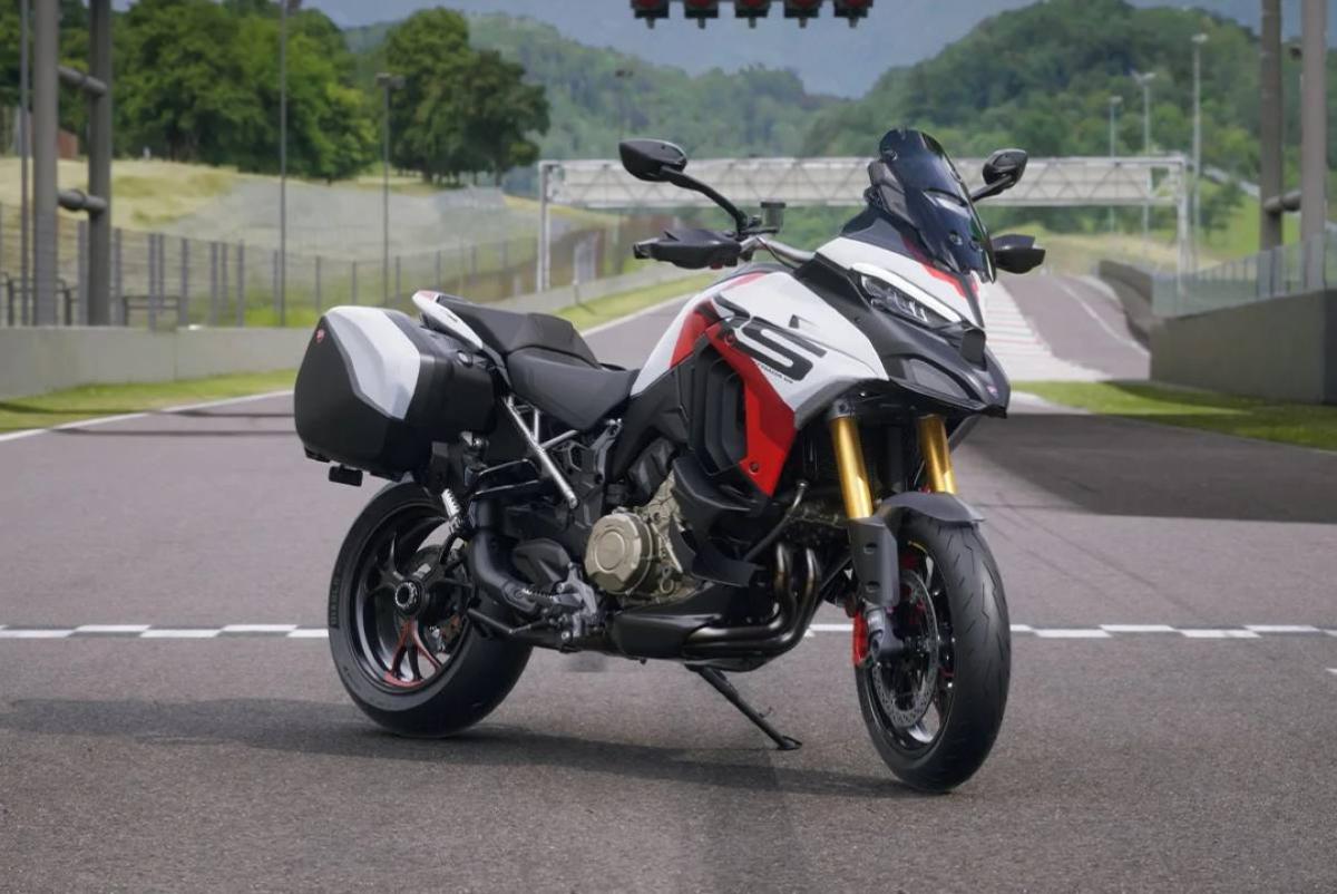 Nueva Ducati Multistrada V4 RS 2024: 180 CV ¡con motor Desmo!