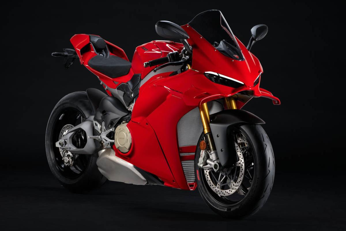 Ducati Panigale V4 2025: nueva referencia con 216 CV y 187 kg