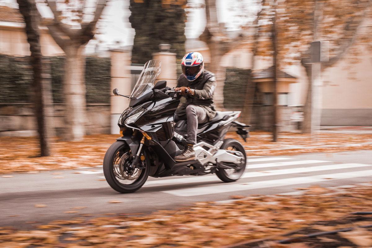 Honda Forza 750