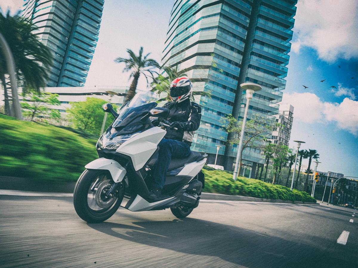 Honda Forza 125 2015