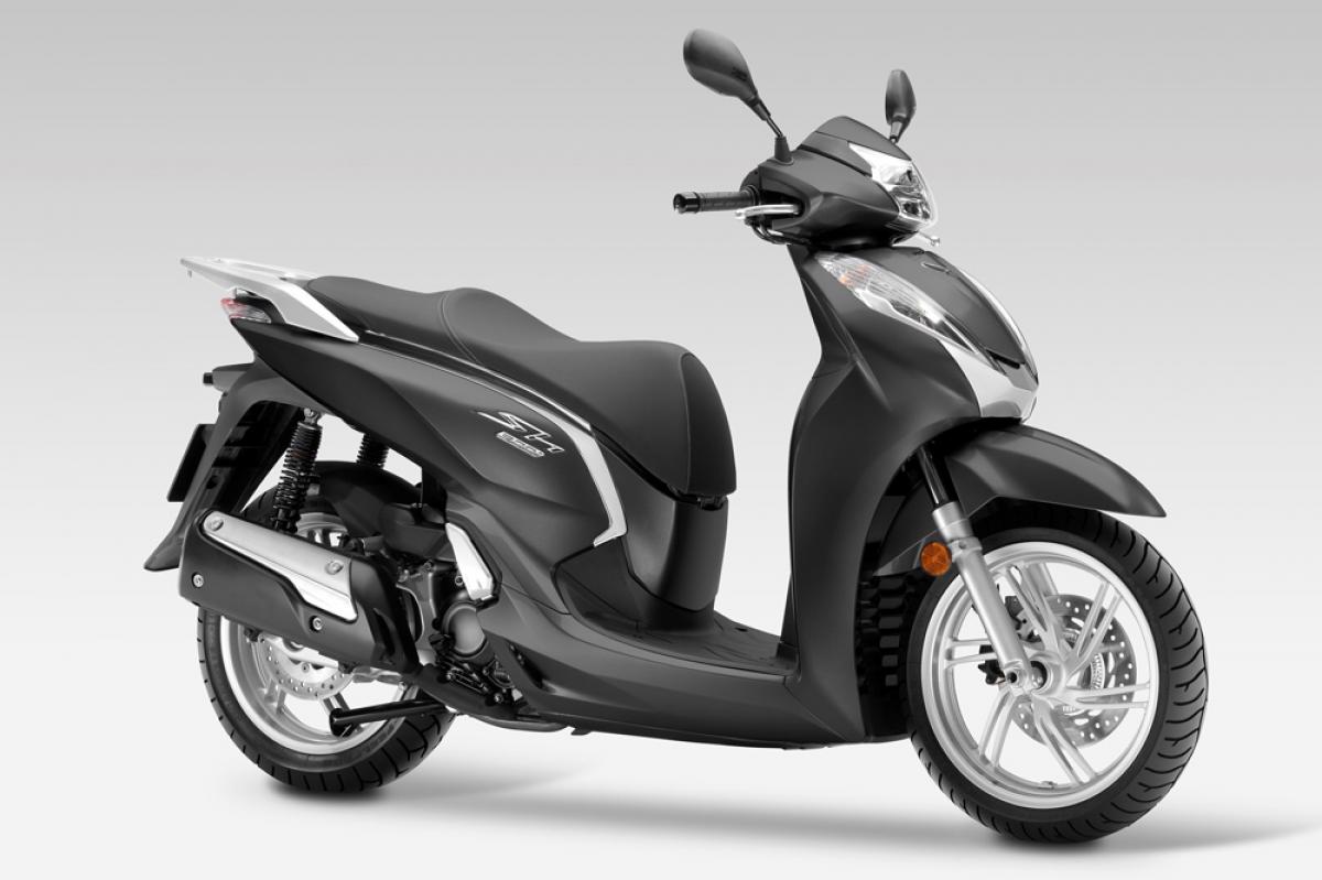 Honda Scoopy SH300i 2015