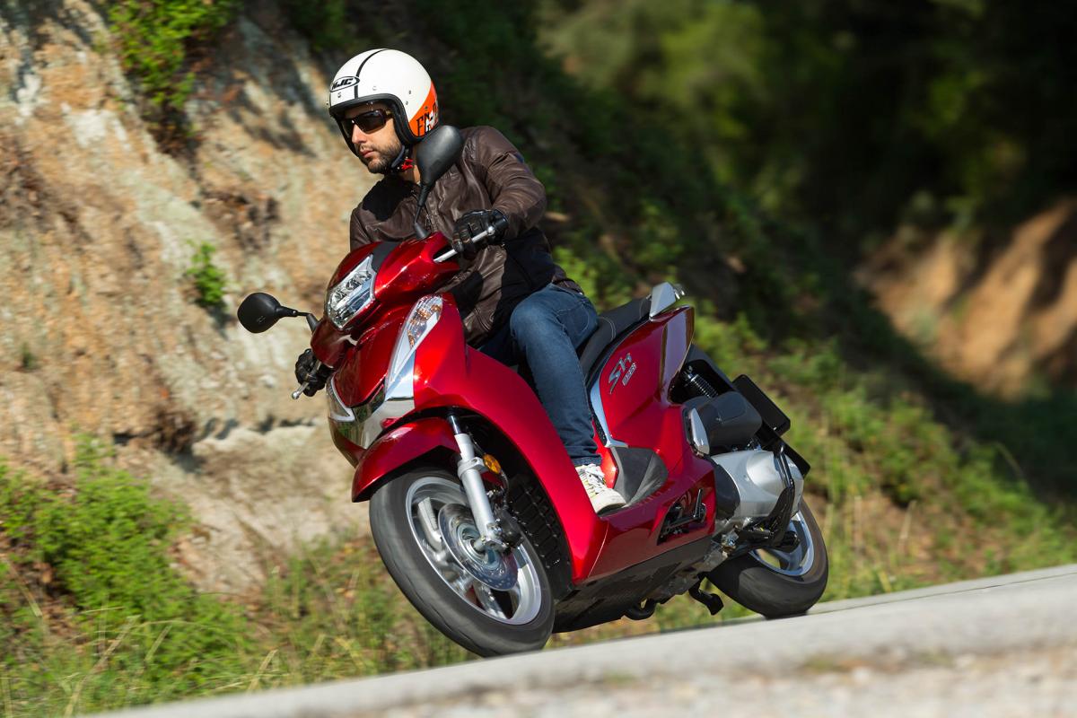 Honda SH300i Scoopy