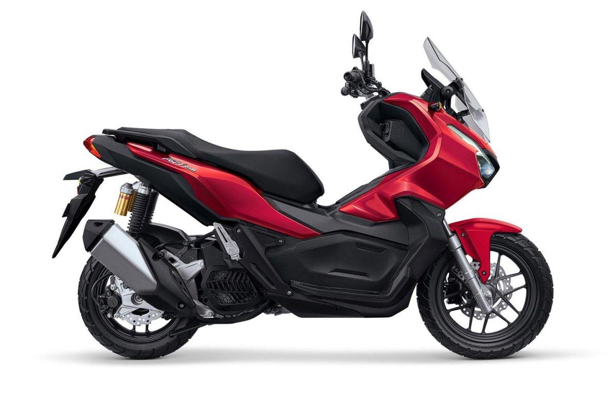 Honda ADV 350 2022: el X-ADV mediano para carnet A2, más cerca