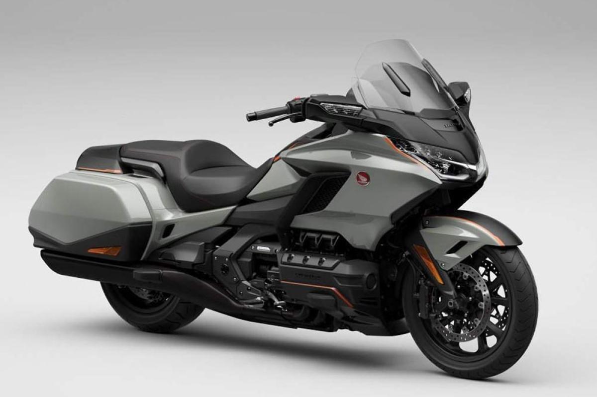 Patentes para Honda GoldWing: radar y ¡dirección automática!