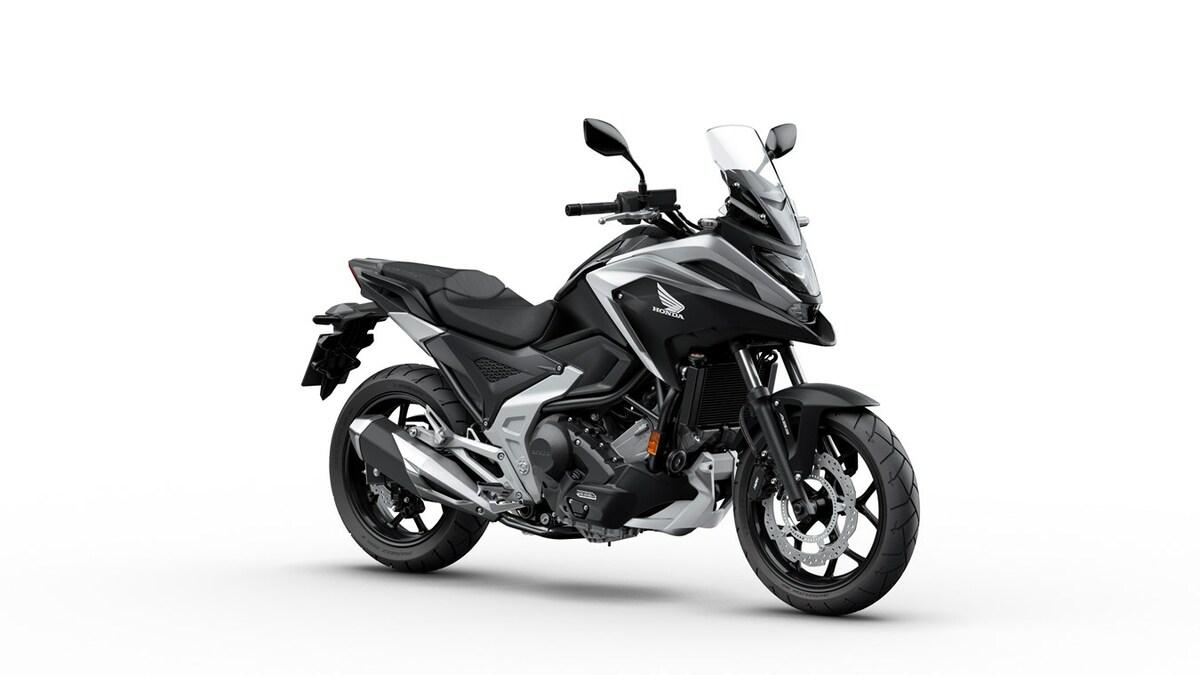 Honda NC750X 2021: mejorada en lo mejorable