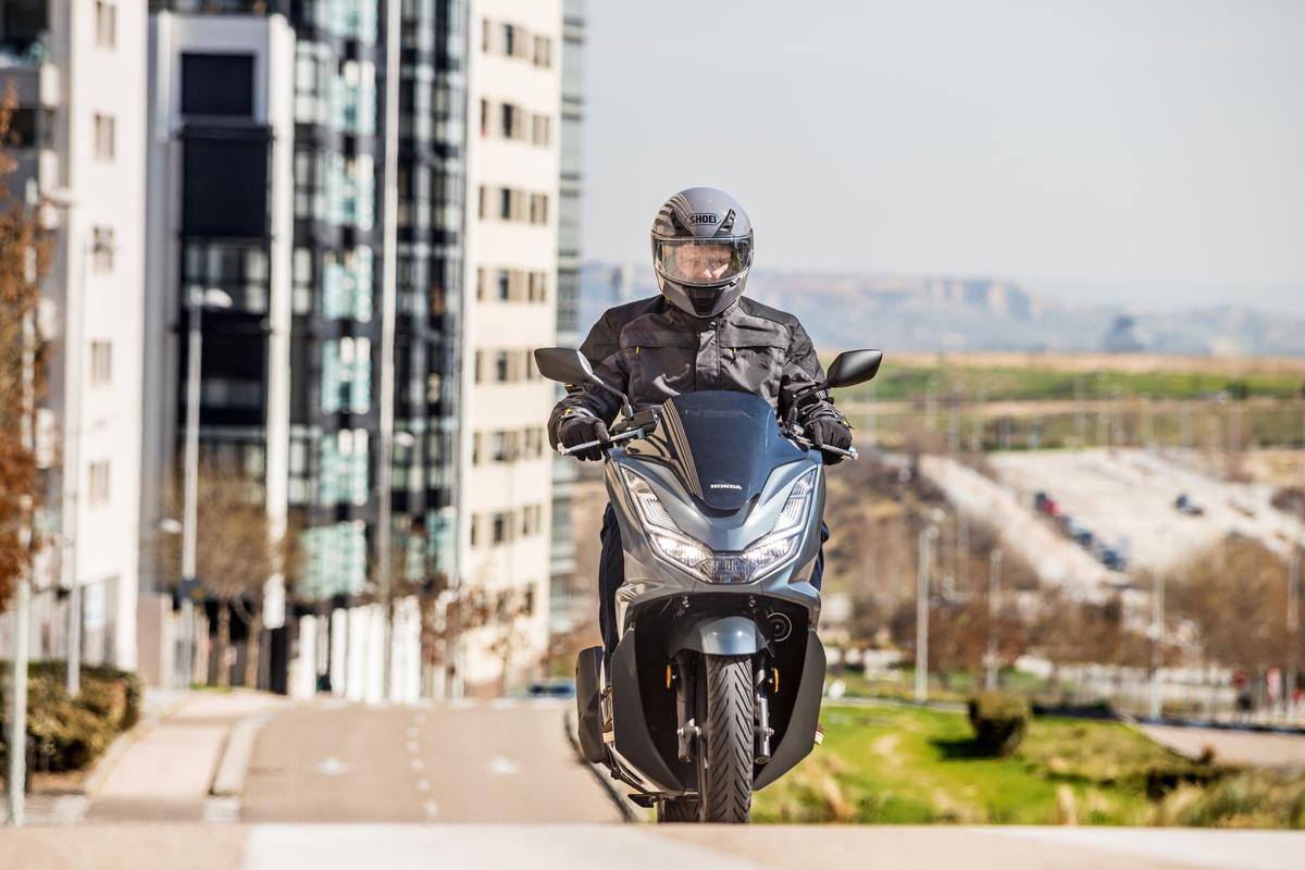 Prueba Honda PCX 125: Fino fino