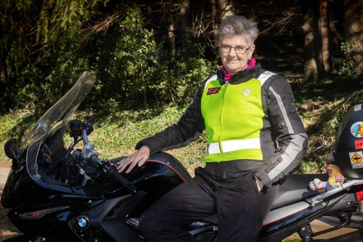 Mujeres y motos, muy personal (3): Isabel, la abuela motera