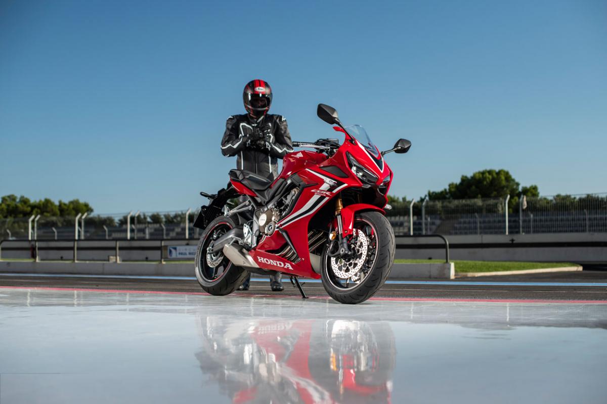 La Honda CBR 650 R es una de las mejores motos 2019