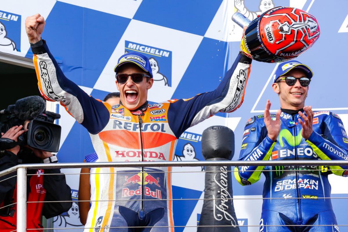 Márquez y Rossi en el podio del GP de Australia