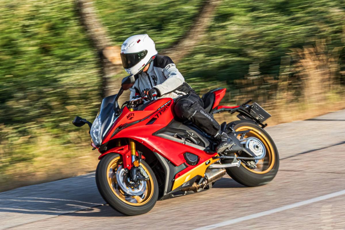Prueba MITT 775R: la sorprendente deportiva china de 7495 euros