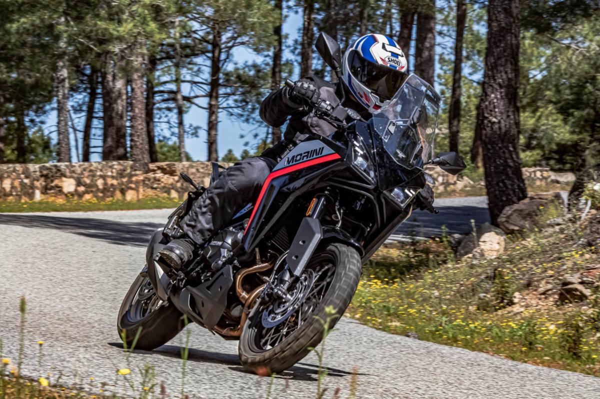 Prueba Morini X-Cape 650: trail media ¡y una agradable sorpresa!