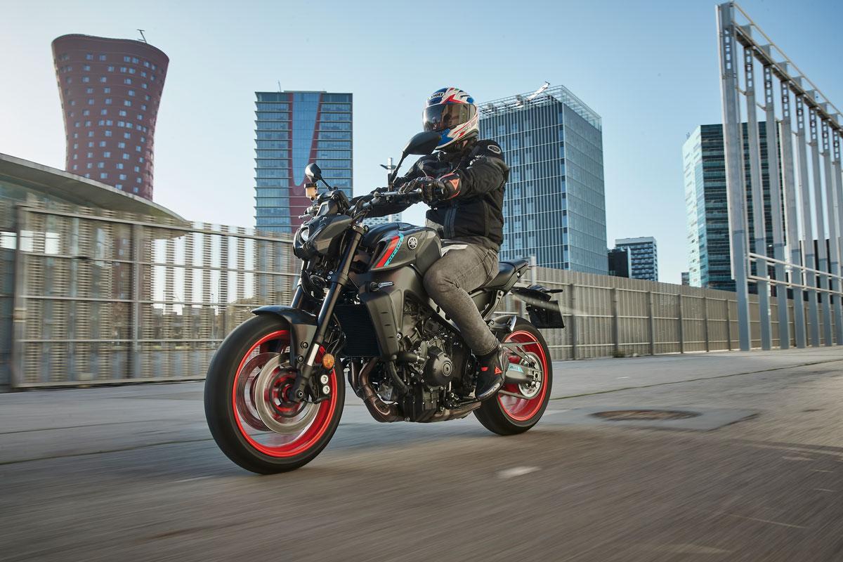 Prueba Yamaha MT-09 2021