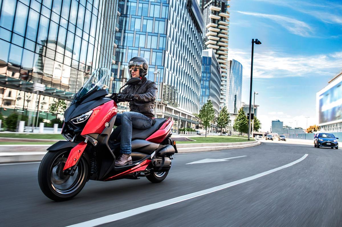 Yamaha renueva los colores de sus scooter para 2022