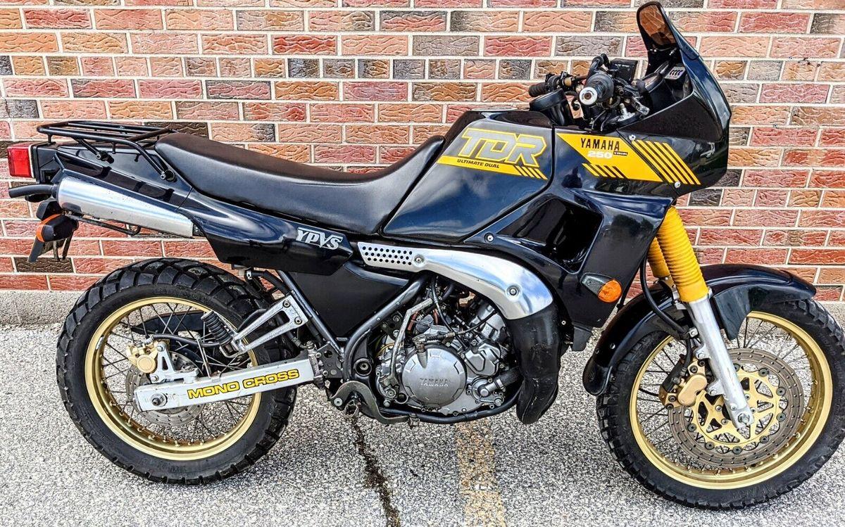 Moto de ensueño: Yamaha TDR250 de 1989 ¡trail dos tiempos!