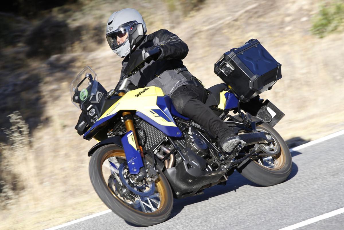 Prueba Suzuki V-Strom 800 DE: una muy digna heredera