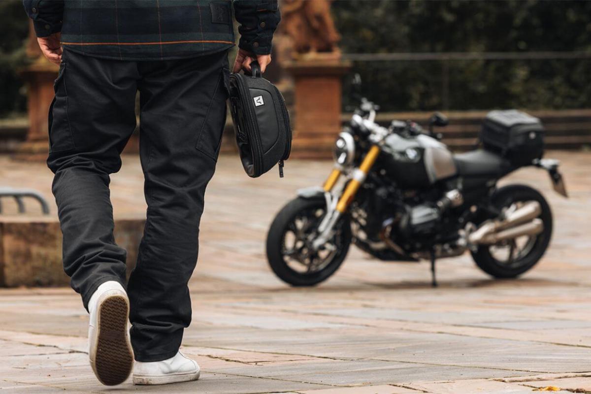 SW-MOTECH en el Salón EICMA: Legend Gear y piezas para R1300GS