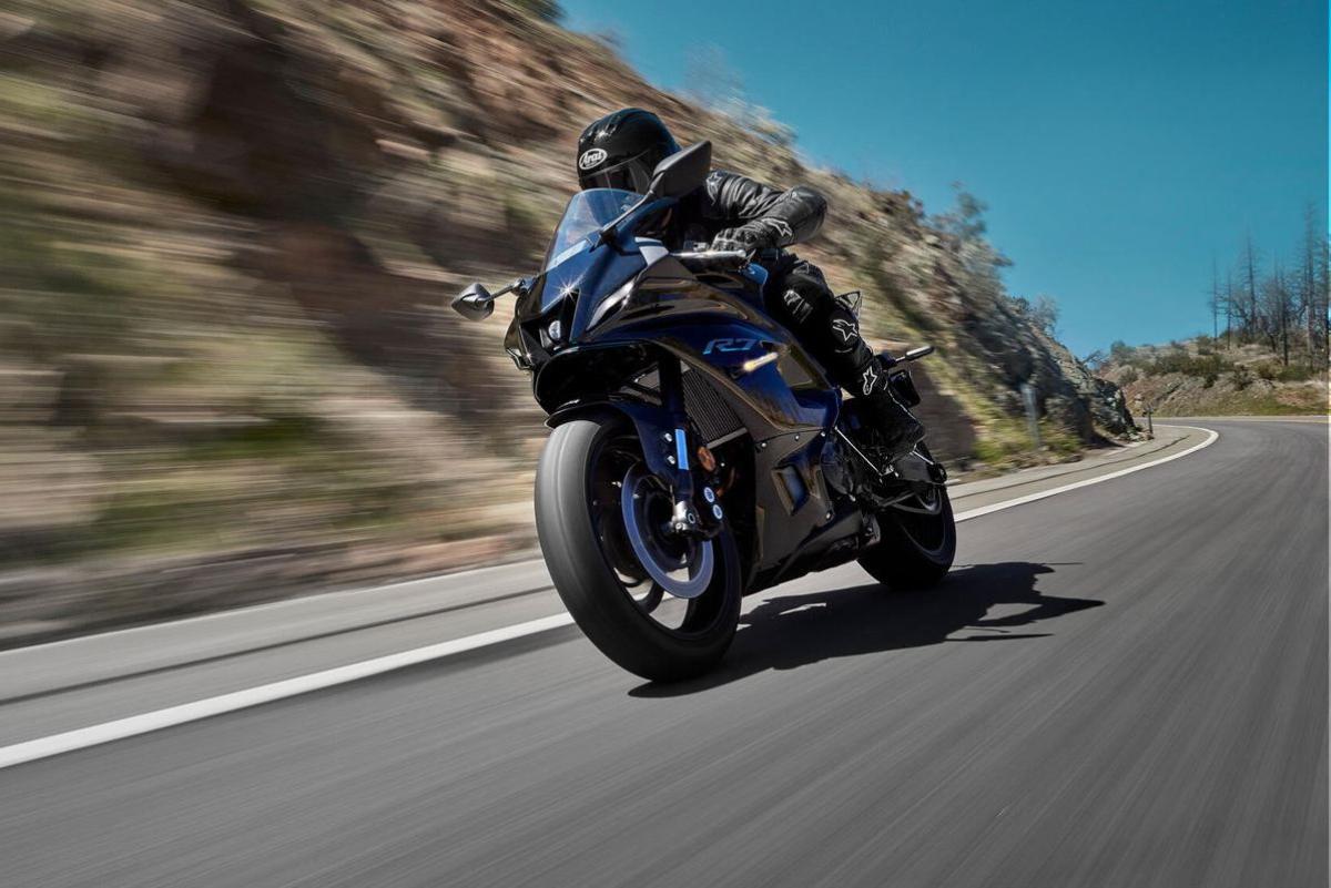 Yamaha R7: Una deportiva para el día a día